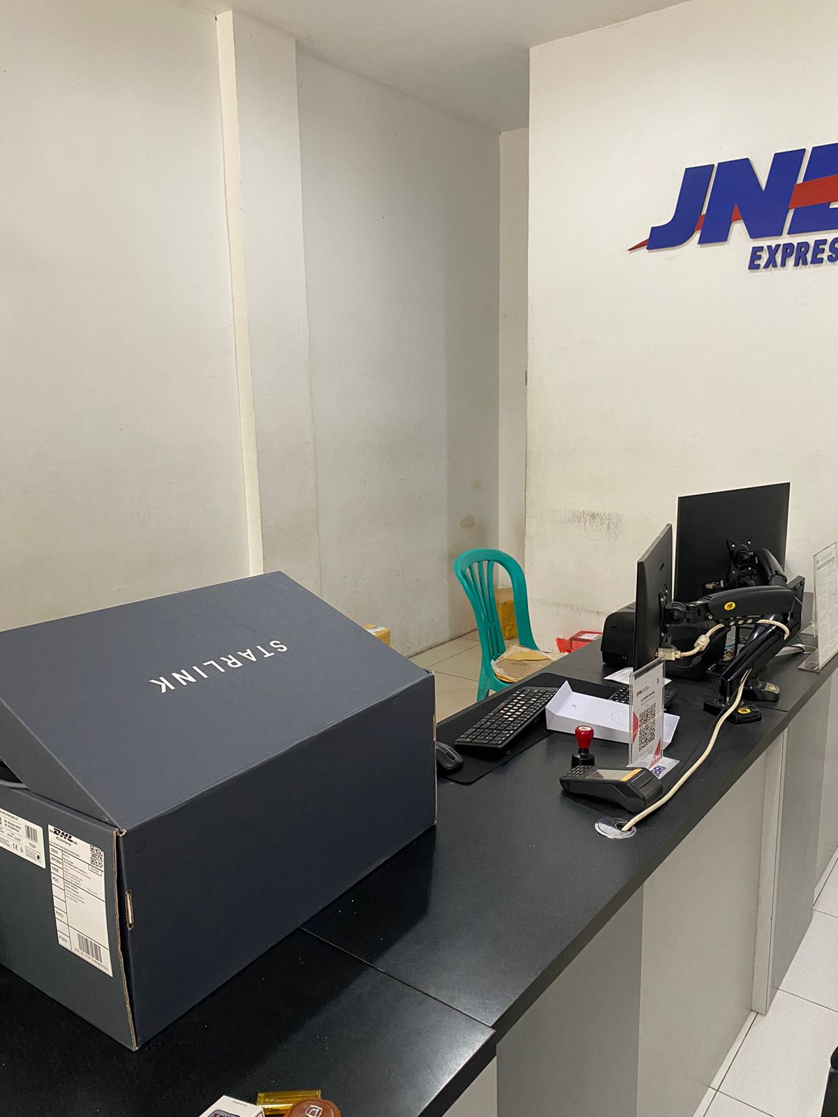 starlink malaysia indonesia delivery paket